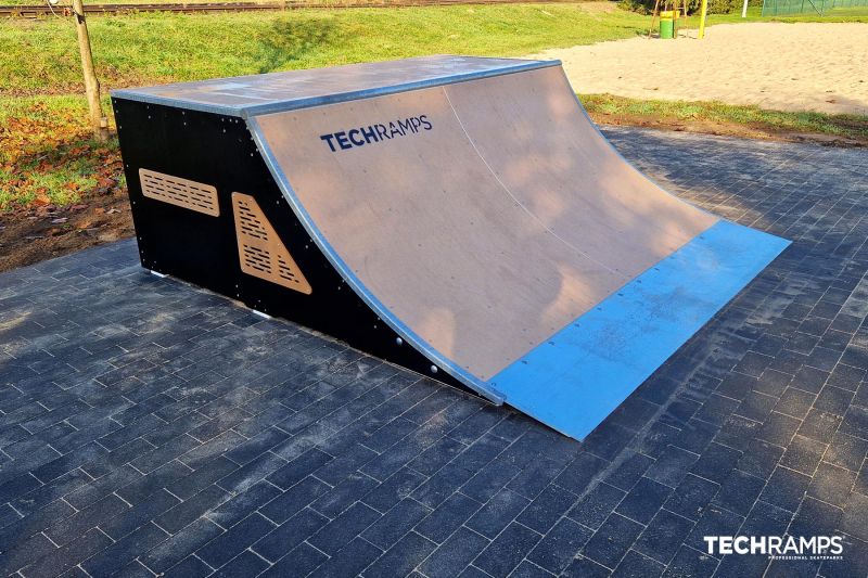 Quarterpipe - Skatepark 