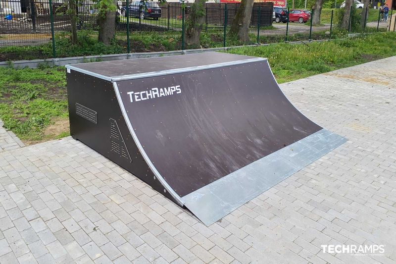 Quarterpipe - Skatepark Stegna 