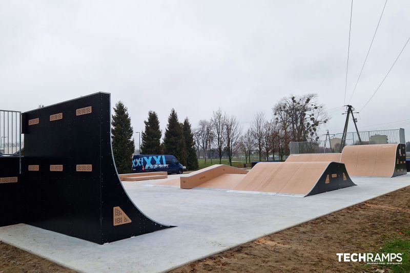 Obstacles - skatepark Plonsk