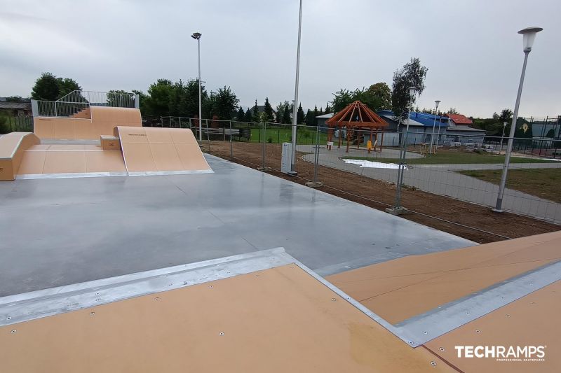 Skatepark w Hażlach - zdjęcie 