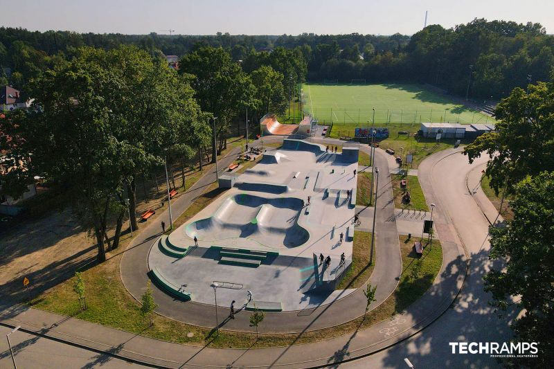 Skatepark w Zielonce z lotu ptaka