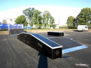 Wooden skatepark in Standard technology