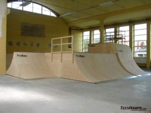 Скејтпарк во Вроцлав